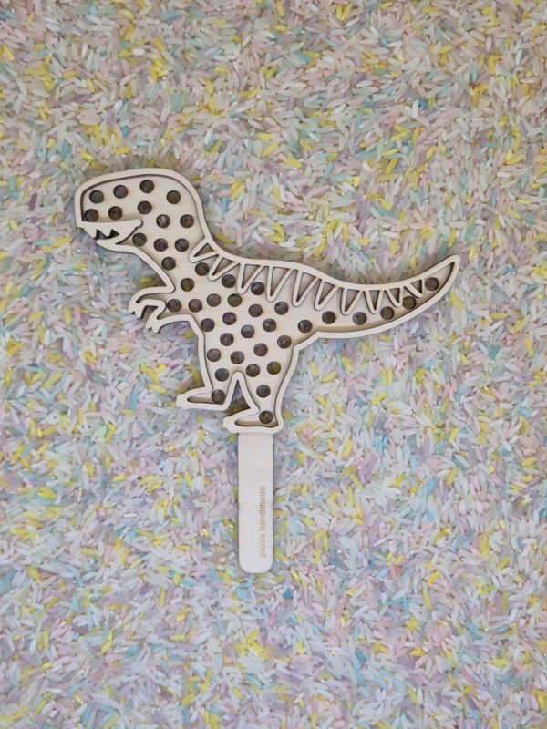 Zeefje dino op speelrijst Zeefje dino op speelrijst