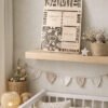 gepersonaliseerd-geboortebordje-hout-baby-naam-unisex Gepersonaliseerd houten geboortebordje met naam en geboortegegevens voor babykamer