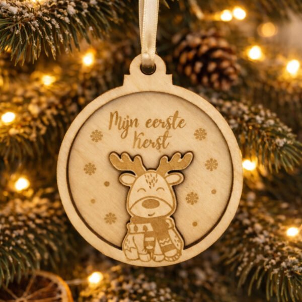 Houten kersthanger mijn eerste kerst baby met rendier in kerstboom – gepersonaliseerde kerstbal met eigen tekst